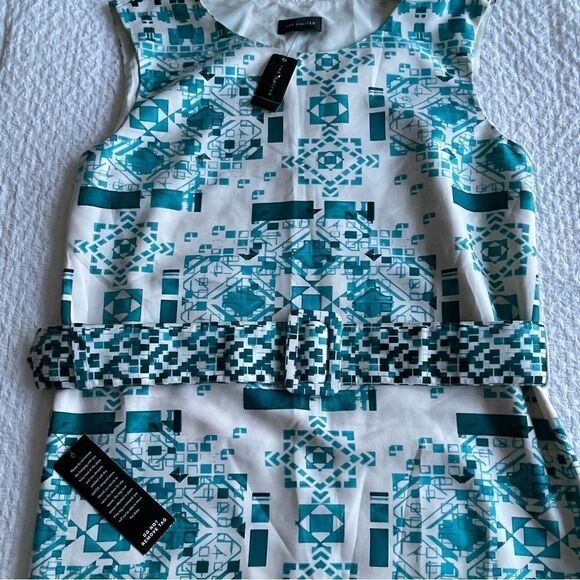 The Limited NWT silky sleeveless shift dress size XS - Picture 11 of 12